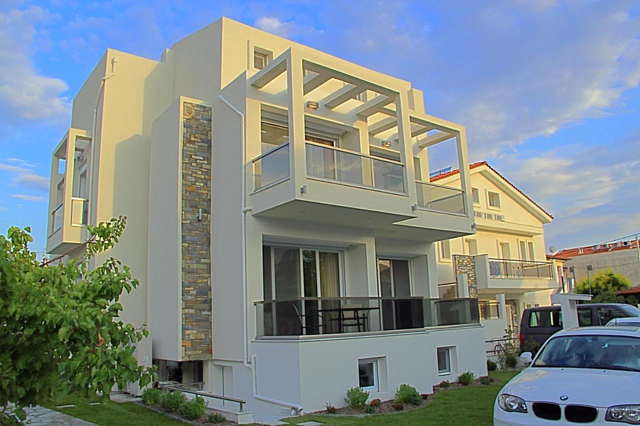 Sky Rays Luxury Apartments Nikiti  Exterior foto